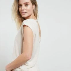 Yaya Moonlight Low Back T-shirt