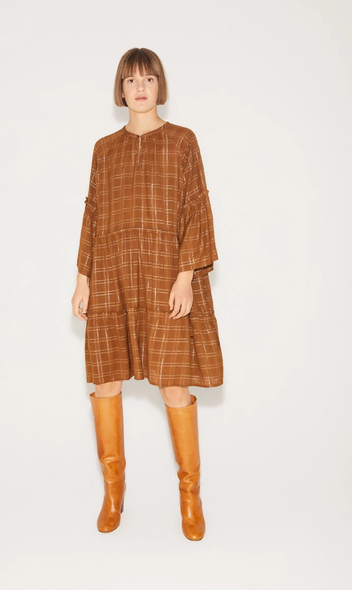 Munthe Caramel Viscose Deep Dress 4 Munthe Caramel Viscose Deep Dress