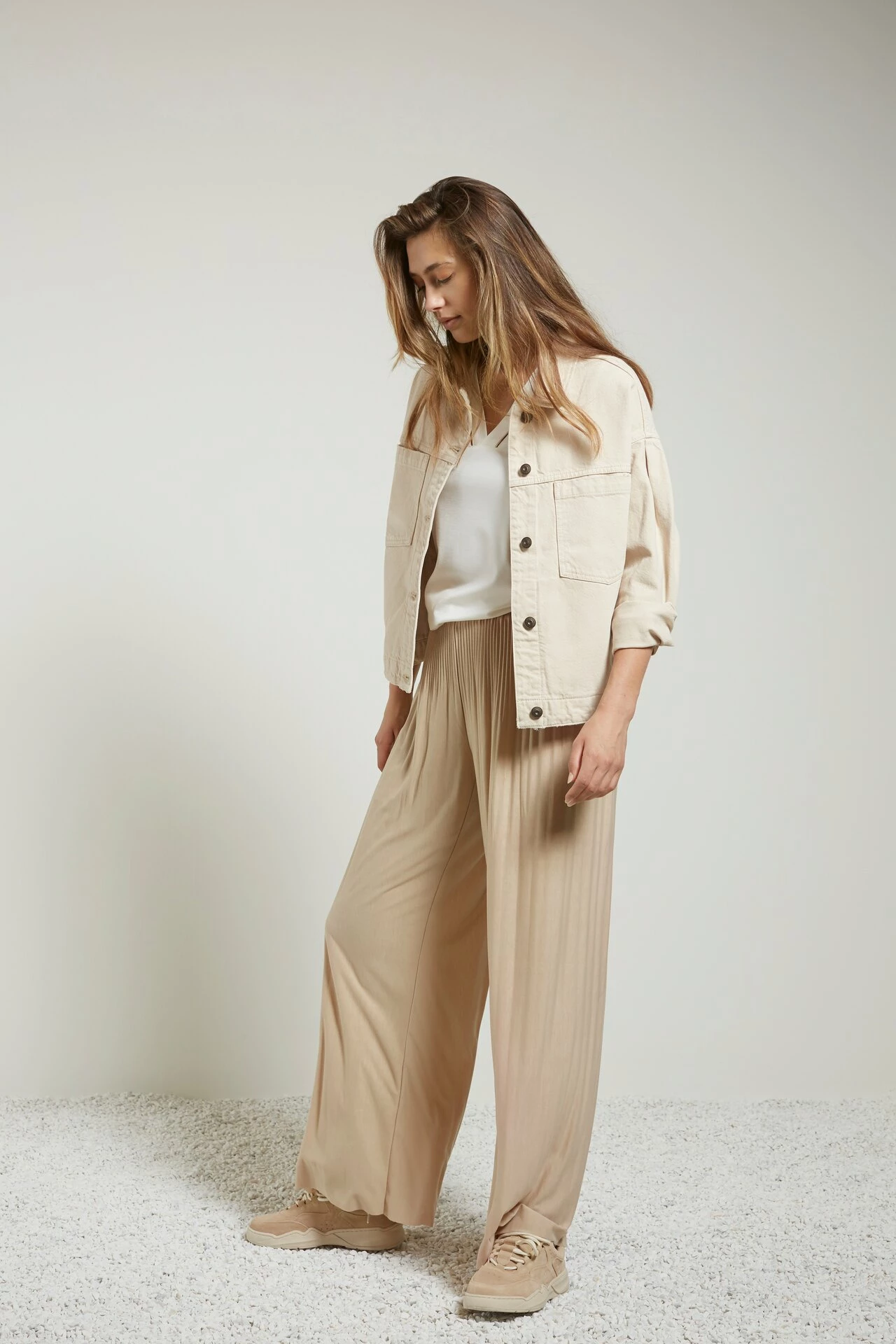 Yaya Denim Jacket with Ruched Back & Puffed Sleeves - Sesame Sand 5 Yaya Denim Jacket with Ruched Back & Puffed Sleeves - Sesame Sand